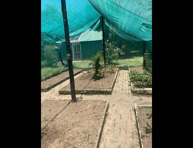 5 BEDROOM HOUSE FOR SALE IN LADYBRAND